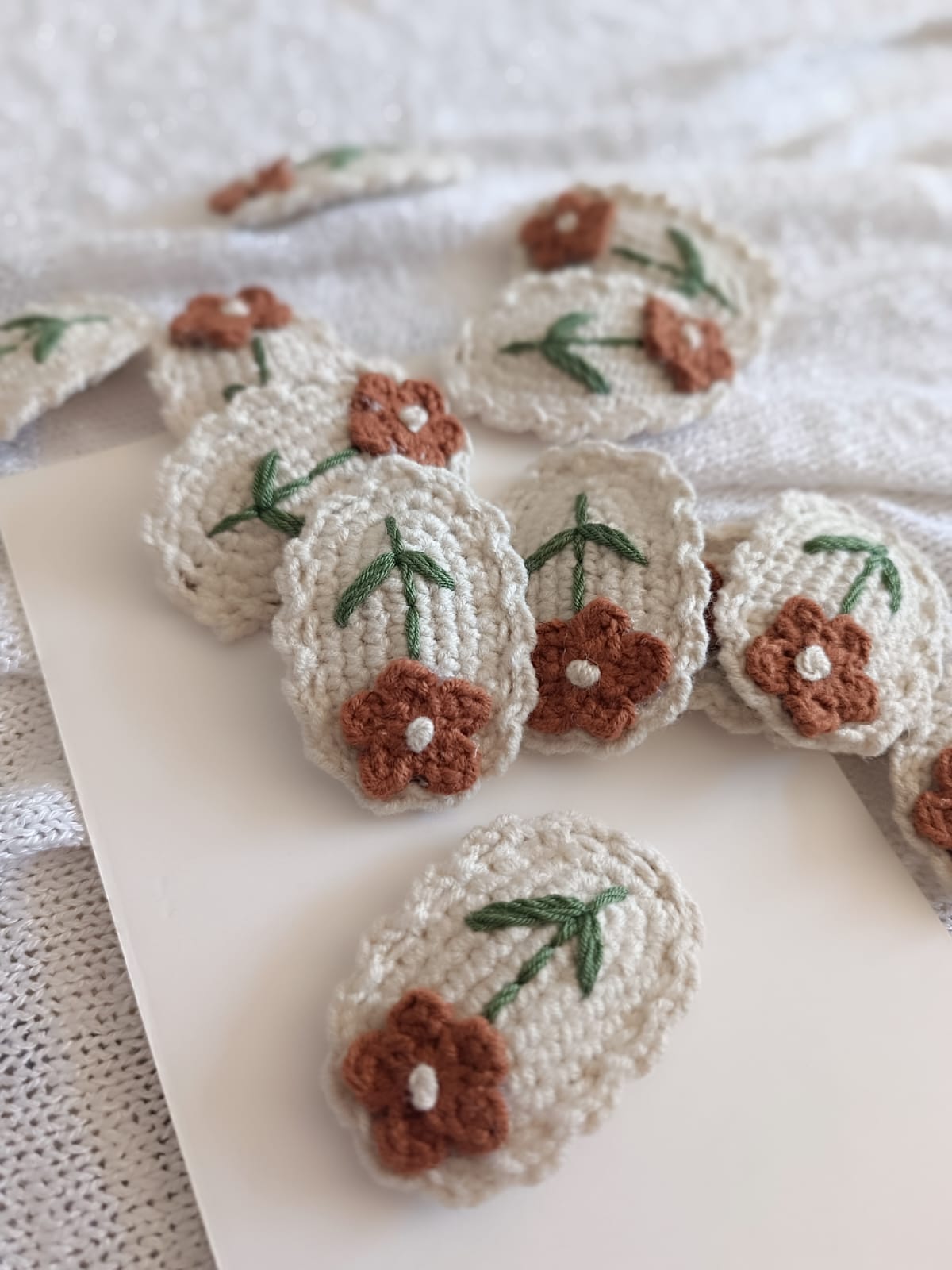 Crochet coco flower clip - 2 pack