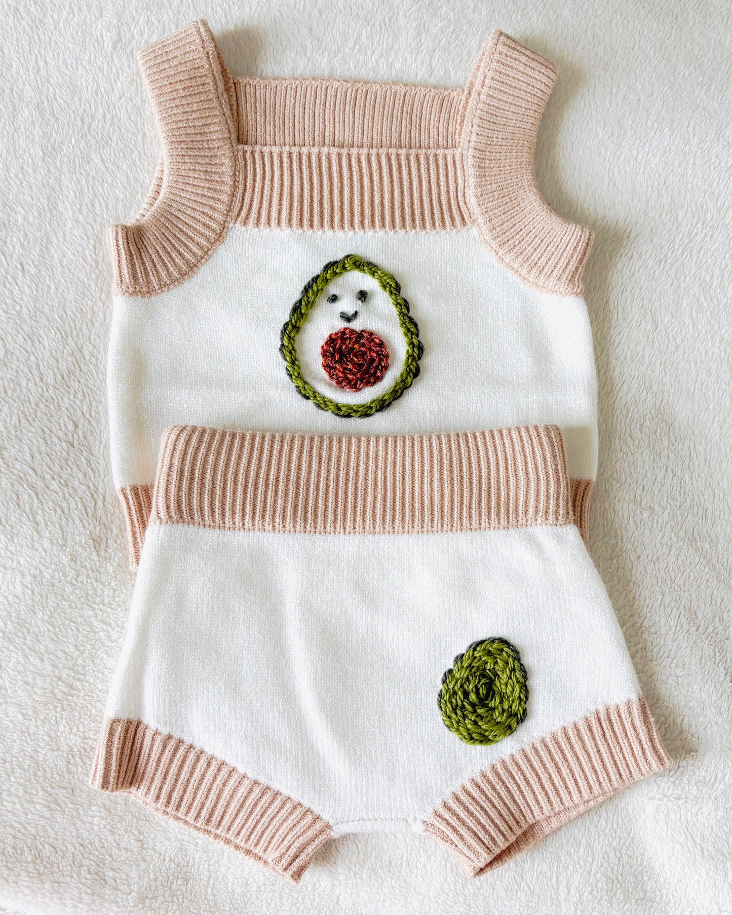 Avacado knit set